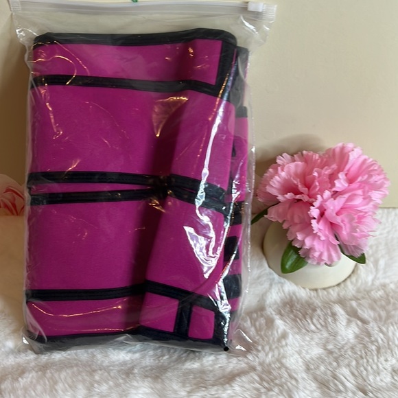 Pink Neoprene Double Strap Sweat Belt. Generic Brand. - Picture 5 of 6